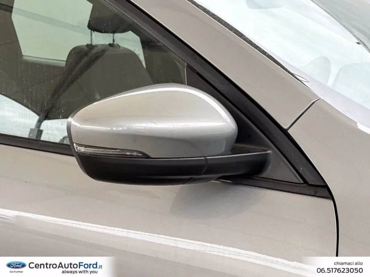 Ford Kuga usata a Roma (15)