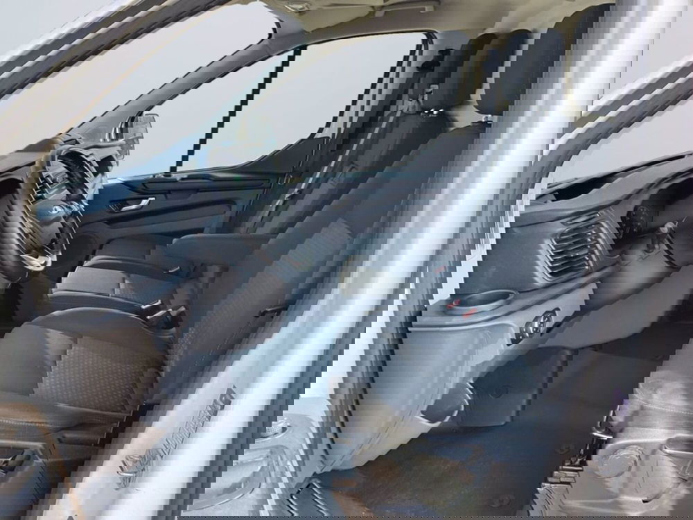 Ford Transit Custom Furgone usata a Milano (9)