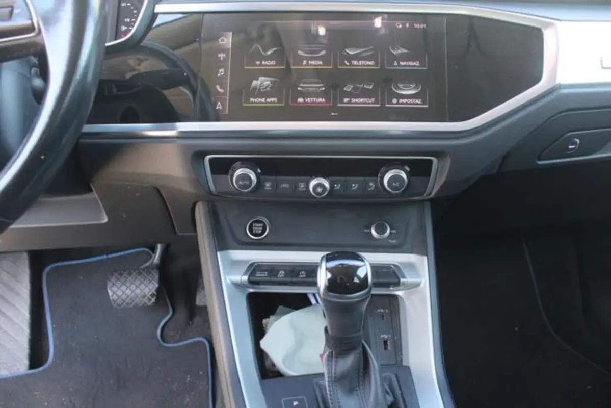 Audi Q3 Sportback usata a Lecce (10)