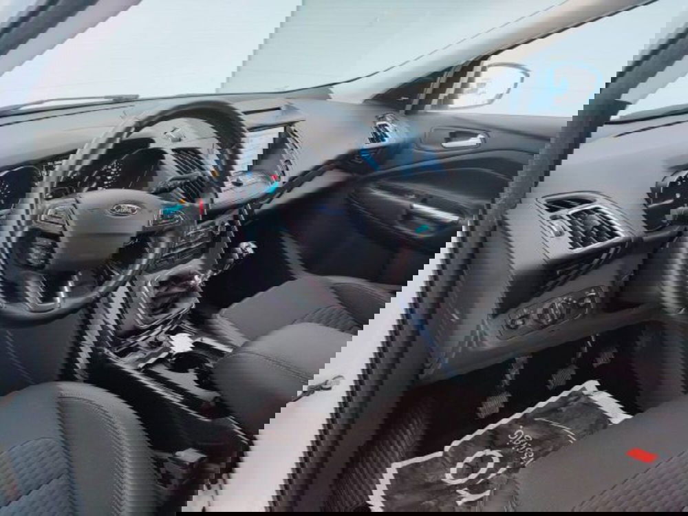 Ford Kuga usata a Teramo (15)