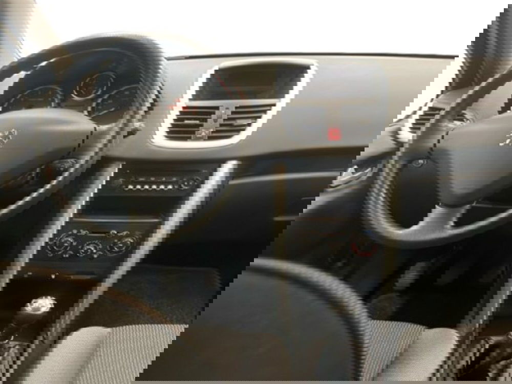 Peugeot 207 usata a Vercelli (8)