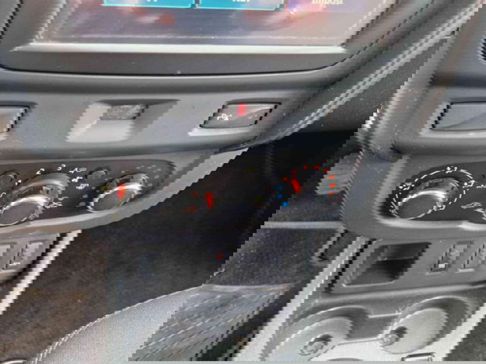 Dacia Duster usata a Bologna (12)