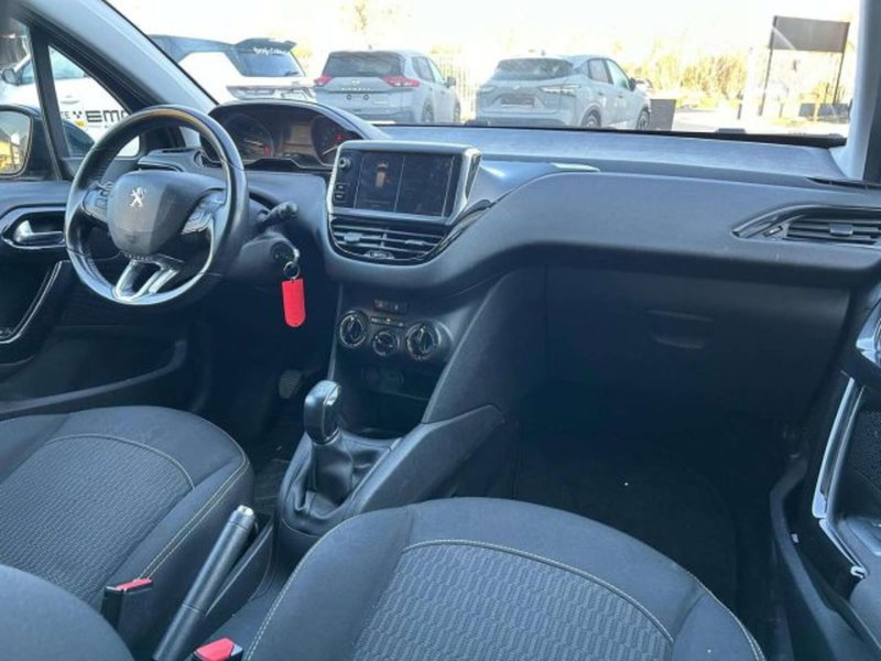 Peugeot 208 usata a Firenze (11)