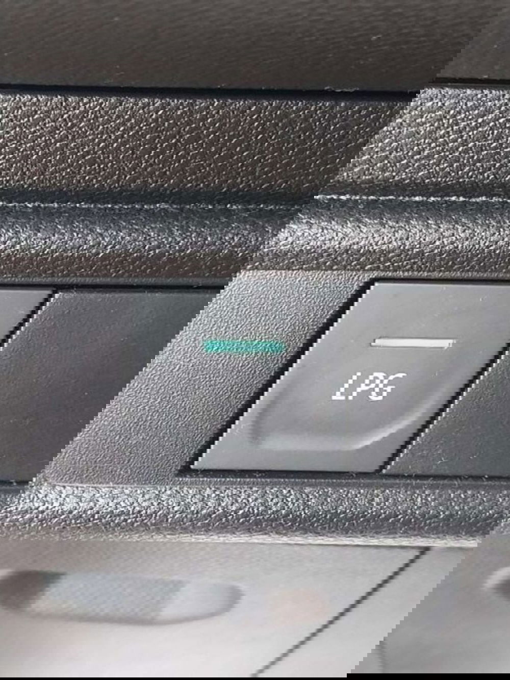 Dacia Sandero usata a Firenze (15)