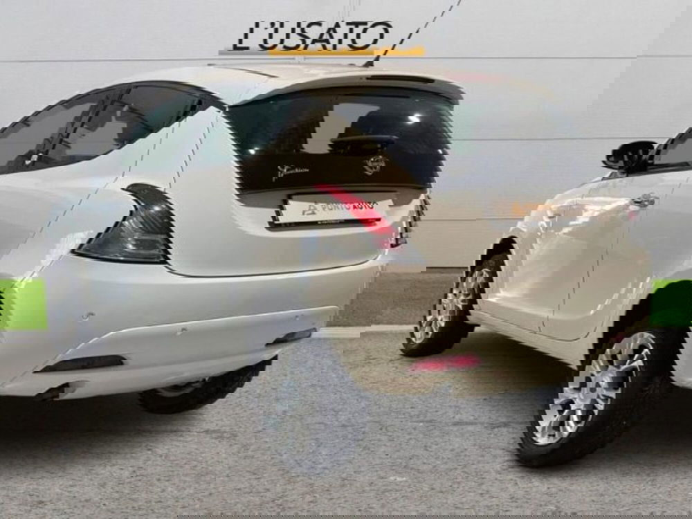 Lancia Ypsilon usata a Ancona (5)