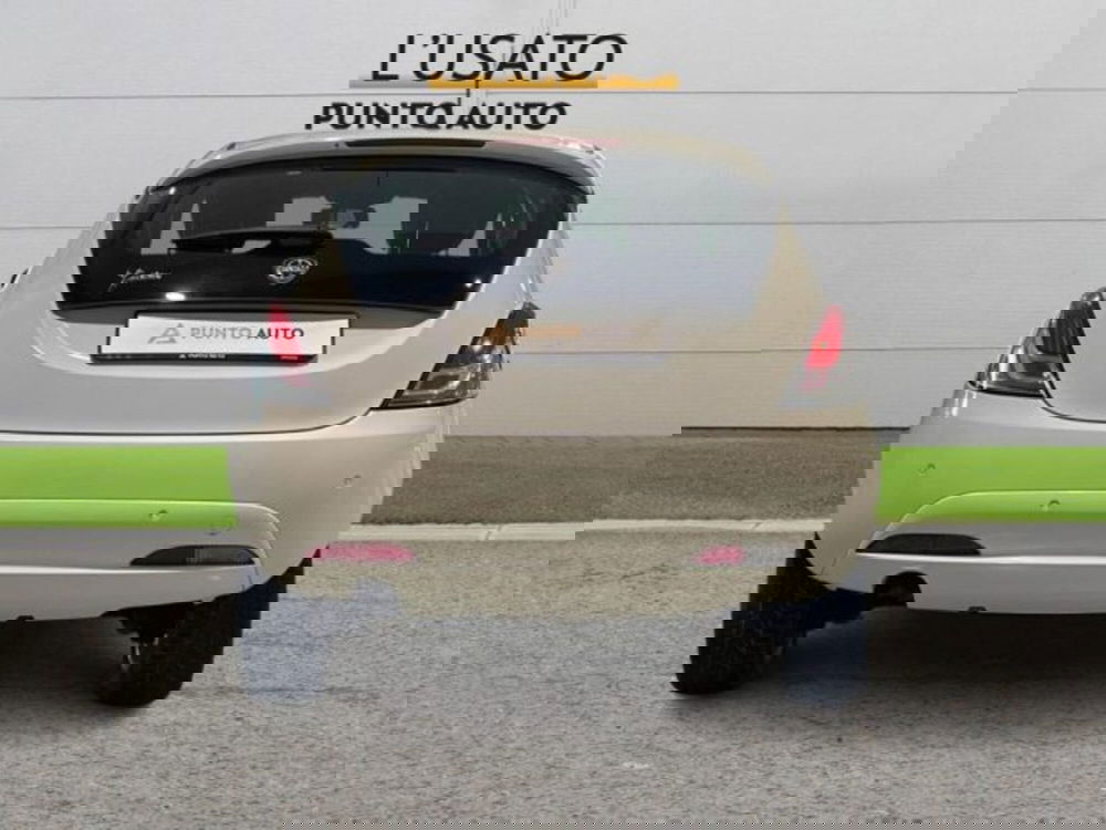 Lancia Ypsilon usata a Ancona (6)