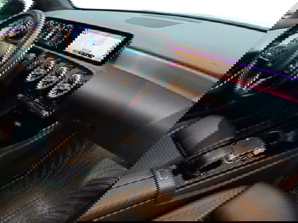 Mercedes-Benz Classe A usata a Catania (9)