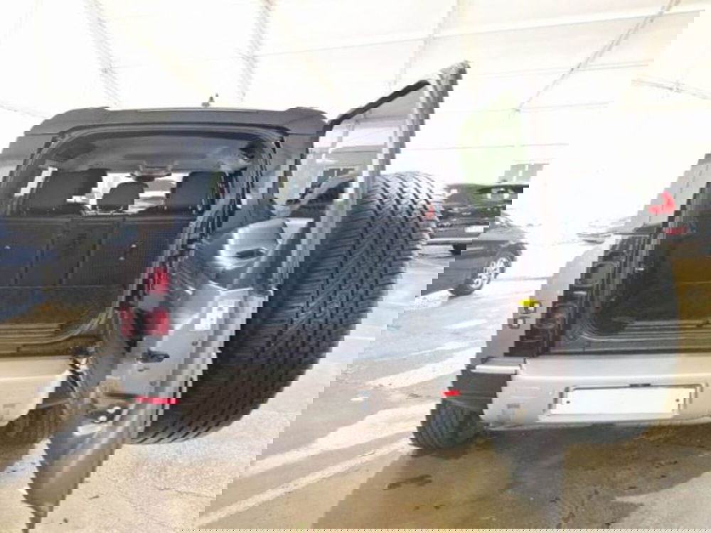 Land Rover Defender usata a Catania (12)