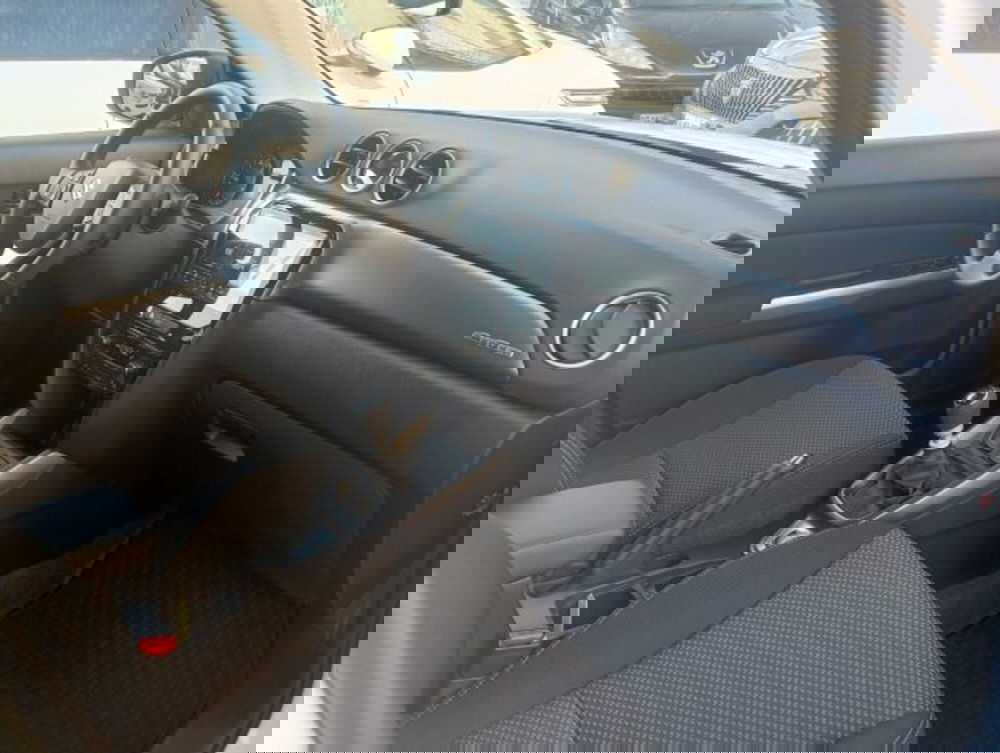 Suzuki Vitara nuova a Brescia (20)