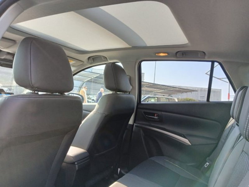 Suzuki S-Cross nuova a Brescia (11)