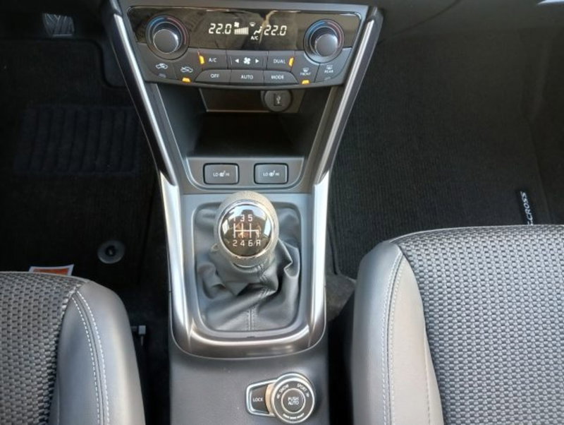 Suzuki S-Cross nuova a Brescia (18)