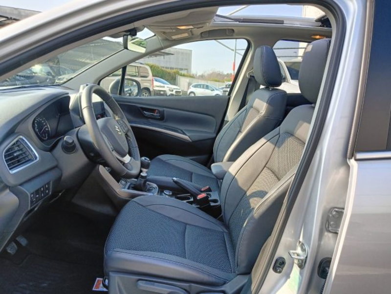 Suzuki S-Cross nuova a Brescia (9)