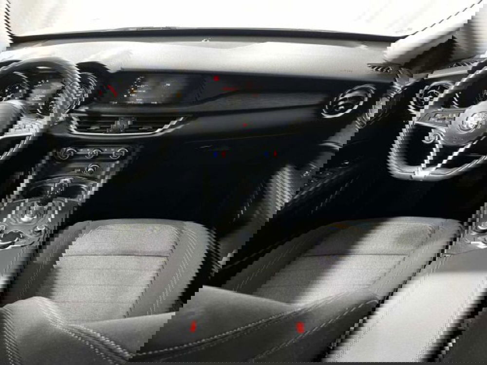 Alfa Romeo Stelvio usata a Sondrio (12)