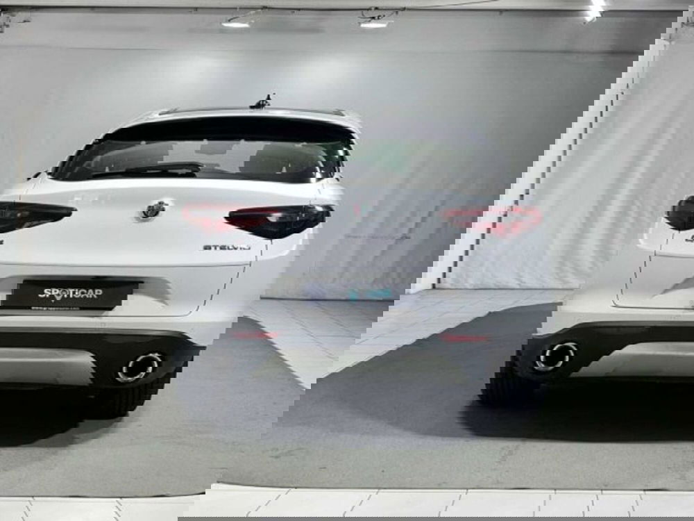 Alfa Romeo Stelvio usata a Sondrio (4)