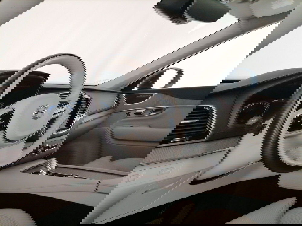 Volvo XC90 usata a Roma (13)