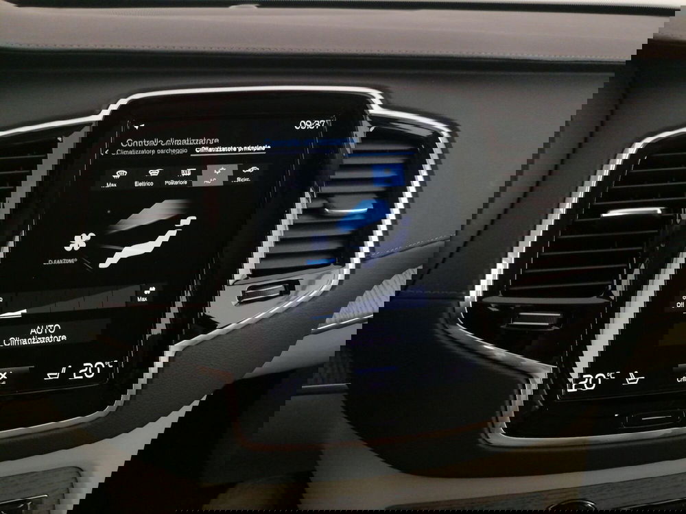 Volvo XC90 usata a Roma (17)