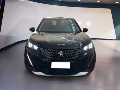 Peugeot 2008 1.2 puretech Active s&amp;s 100cv del 2022 usata a Torino