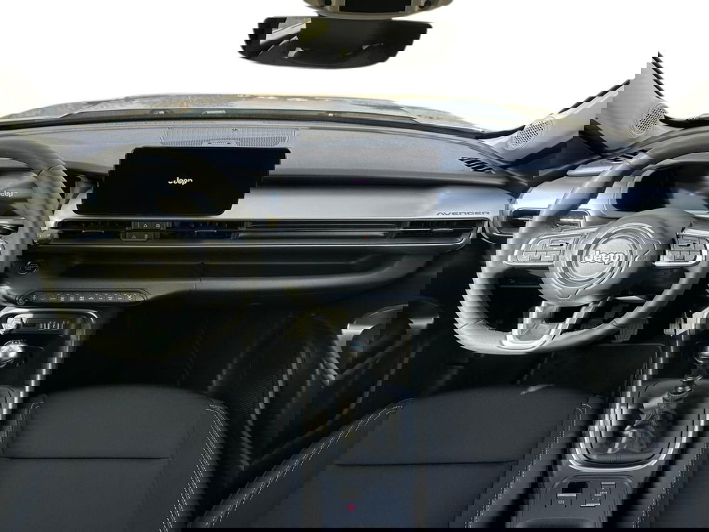 Jeep Avenger usata a Pistoia (11)