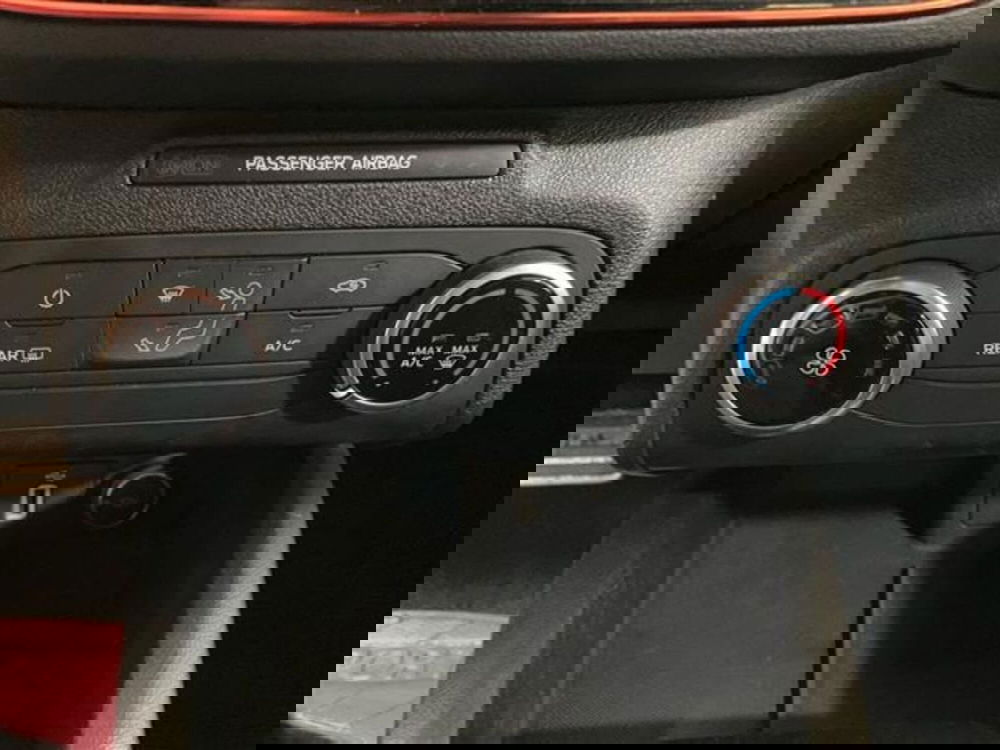 Ford Focus usata a Como (14)