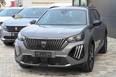 Peugeot 2008 PureTech 100 S&amp;S Allure del 2024 usata a Pianezza