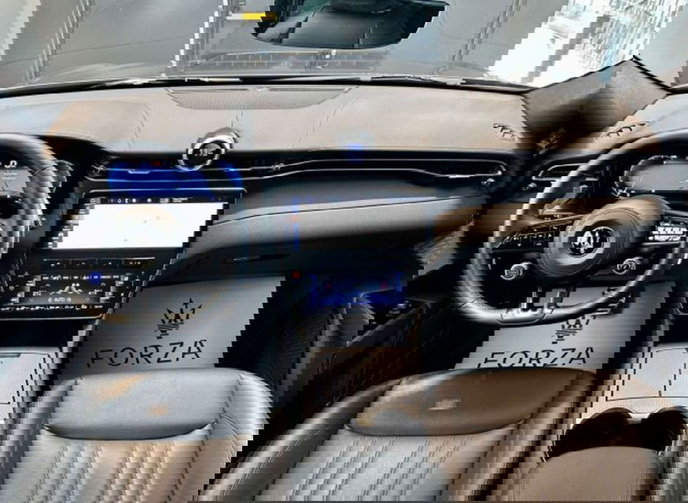 Maserati Grecale usata a Torino (15)