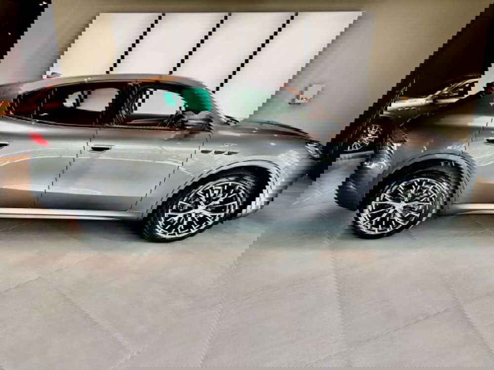 Maserati Grecale usata a Torino (4)