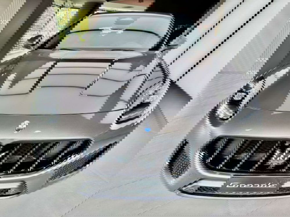 Maserati Grecale nuova a Torino (2)