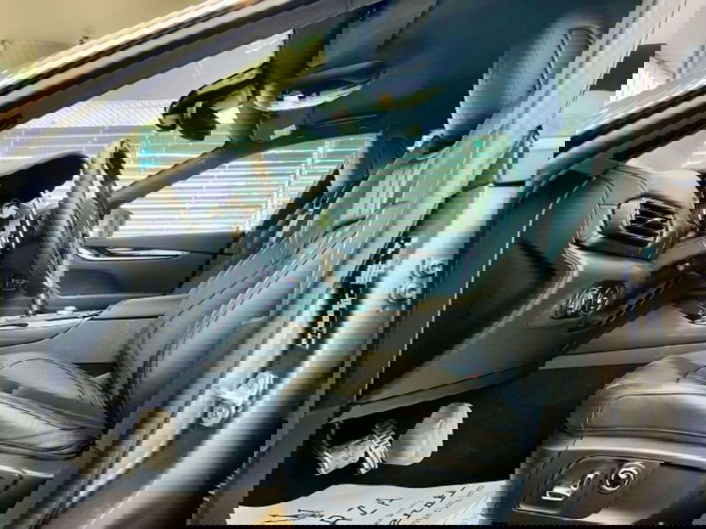 Maserati Levante usata a Torino (10)