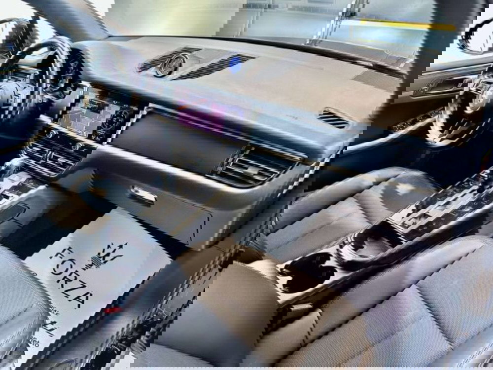 Porsche Macan usata a Torino (13)