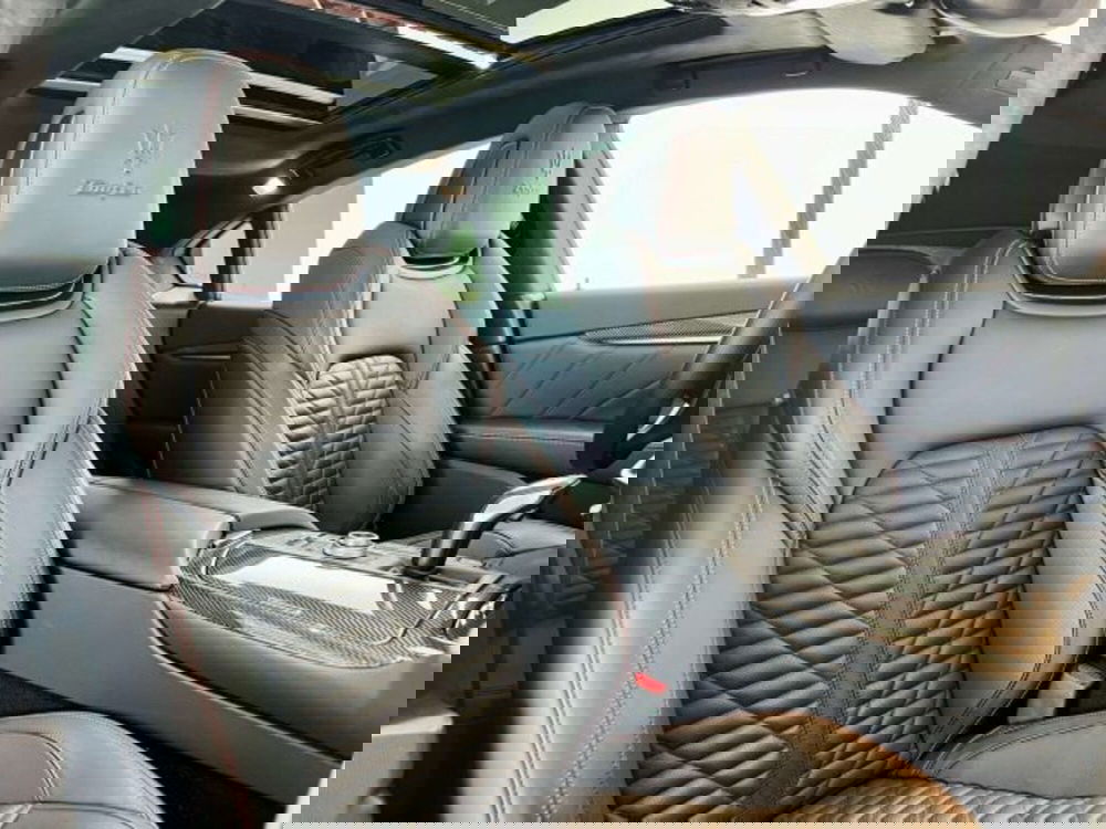 Maserati Levante usata a Torino (12)