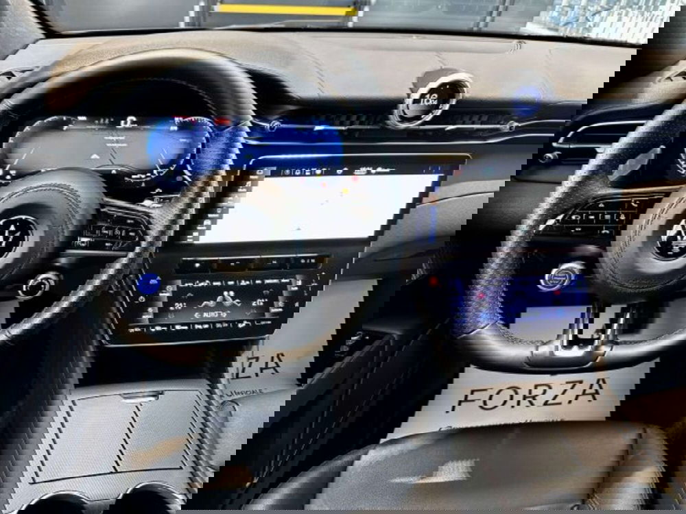 Maserati Grecale usata a Torino (14)