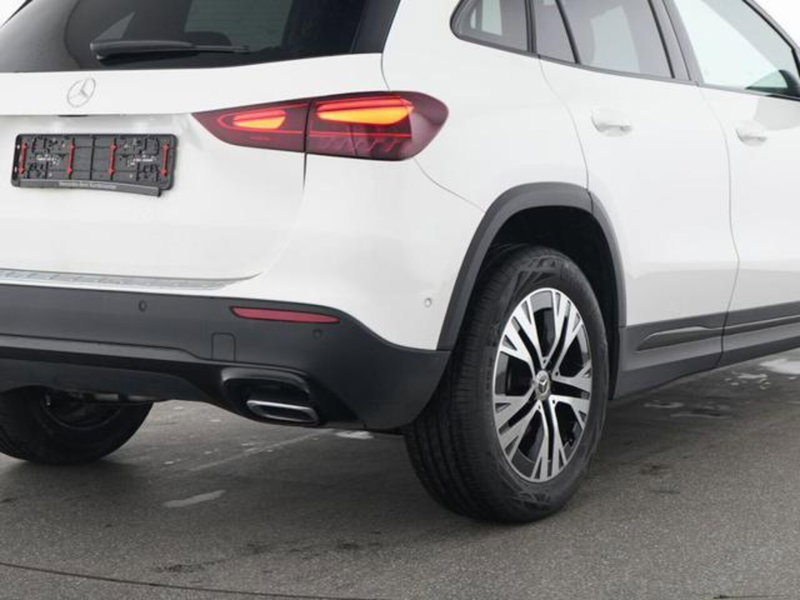 Mercedes-Benz GLA SUV usata a Milano (10)