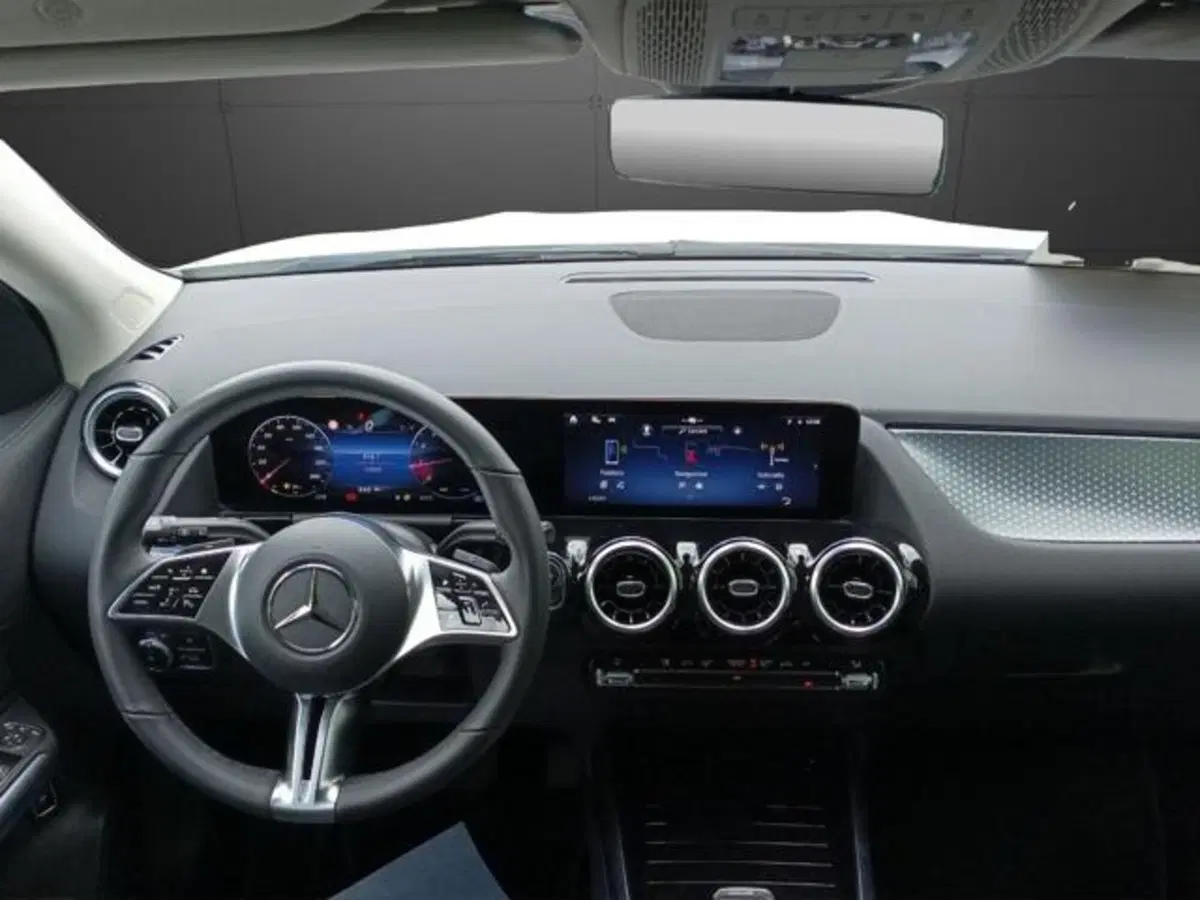 Mercedes-Benz GLA SUV usata a Milano (10)