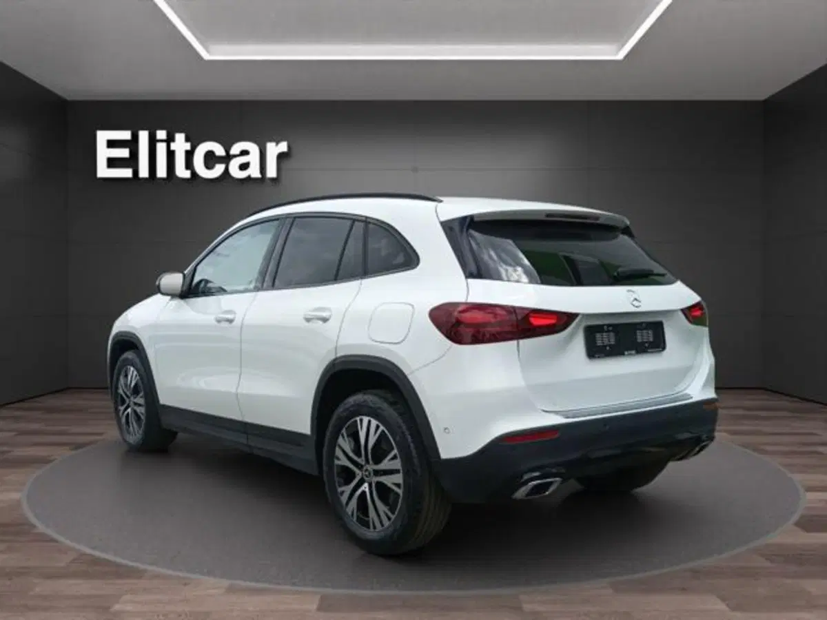 Mercedes-Benz GLA SUV usata a Milano (6)