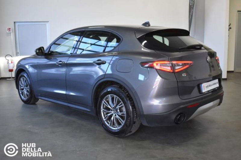 Alfa Romeo Stelvio usata a Perugia (6)