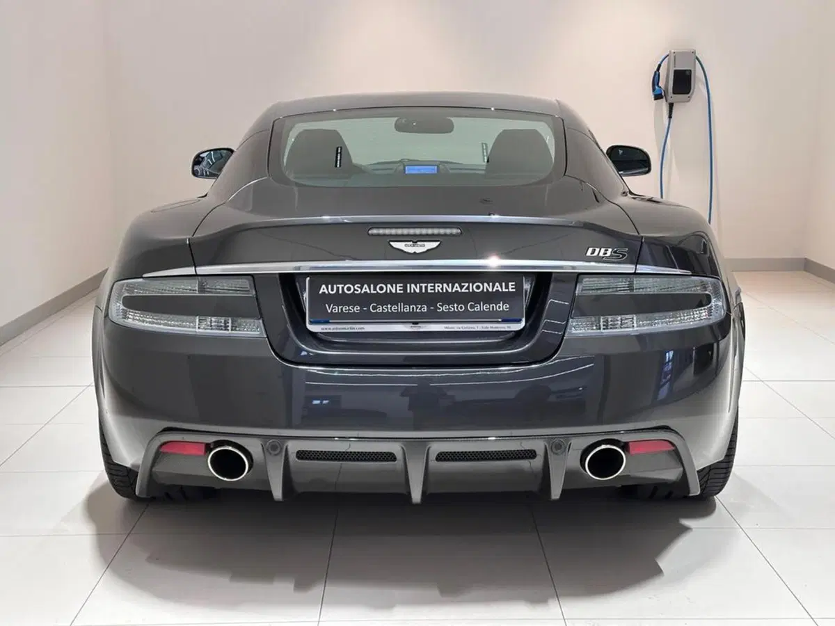 Aston Martin DBS usata a Varese (5)