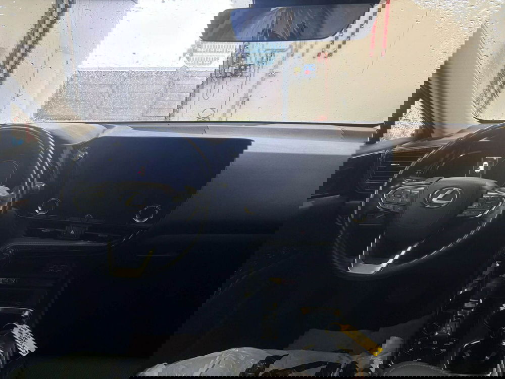 Lexus NX usata a Venezia (12)