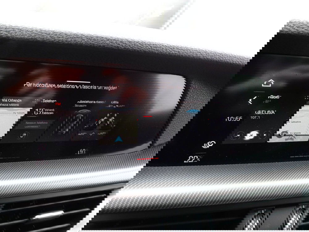 Alfa Romeo Stelvio usata a Venezia (19)