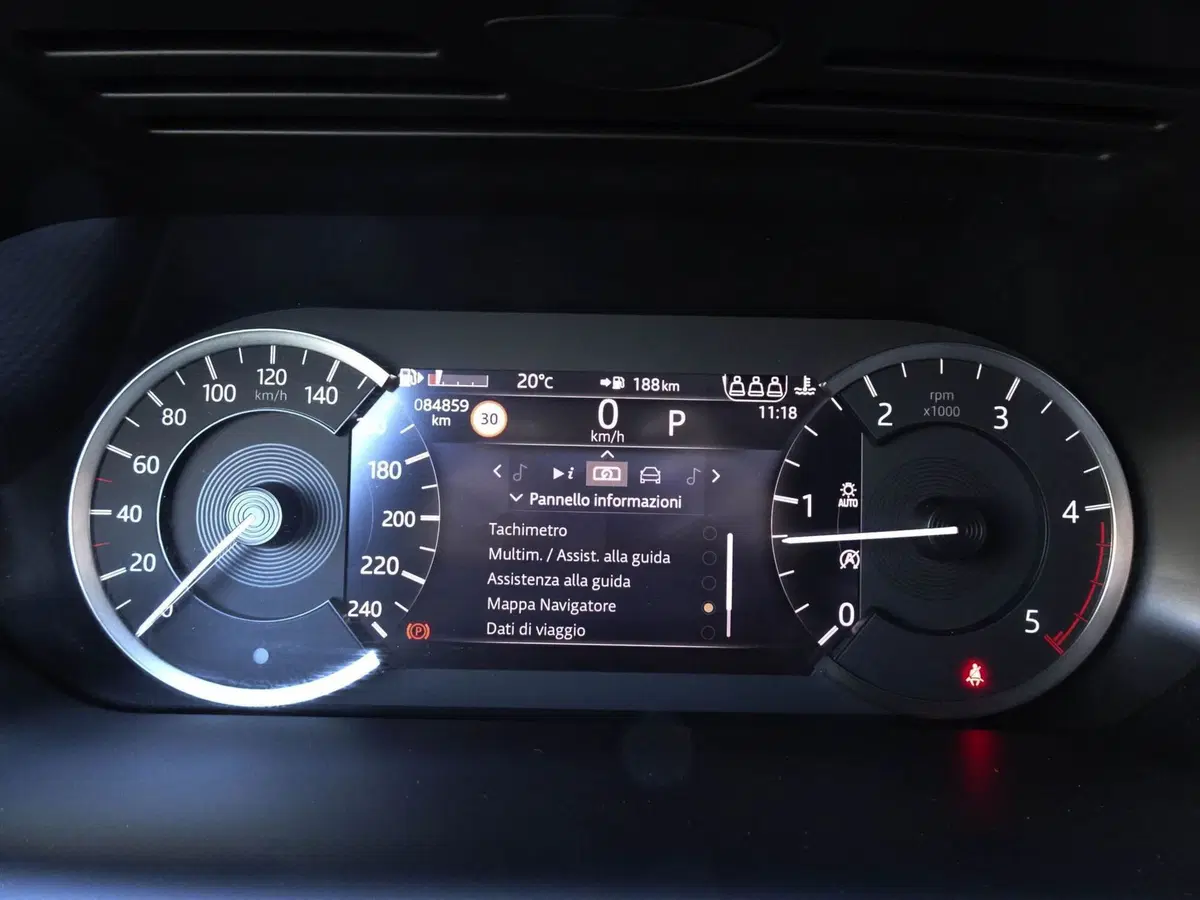 Land Rover Discovery Sport usata a Vicenza (16)
