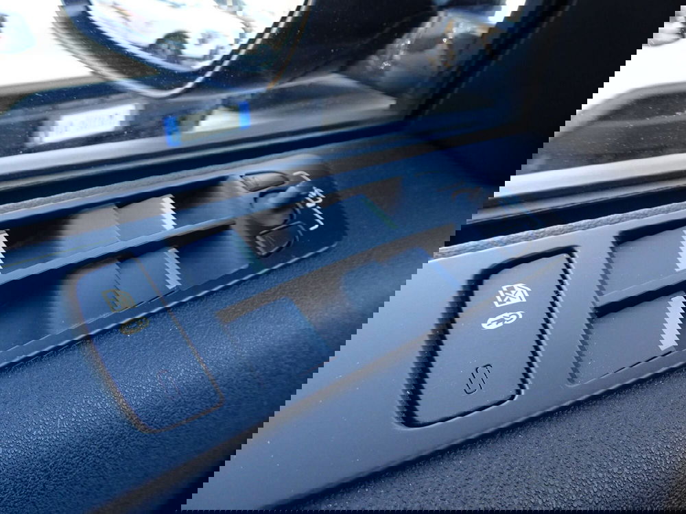 Land Rover Discovery Sport usata a Vicenza (18)