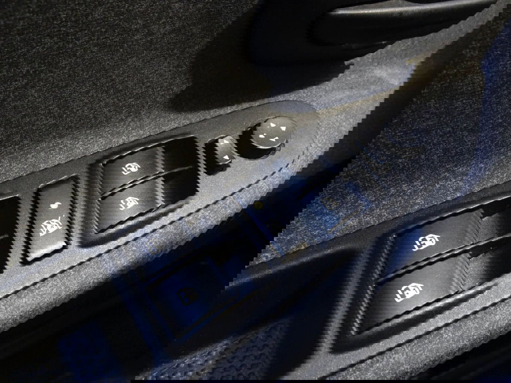 Lancia Ypsilon usata a Treviso (13)