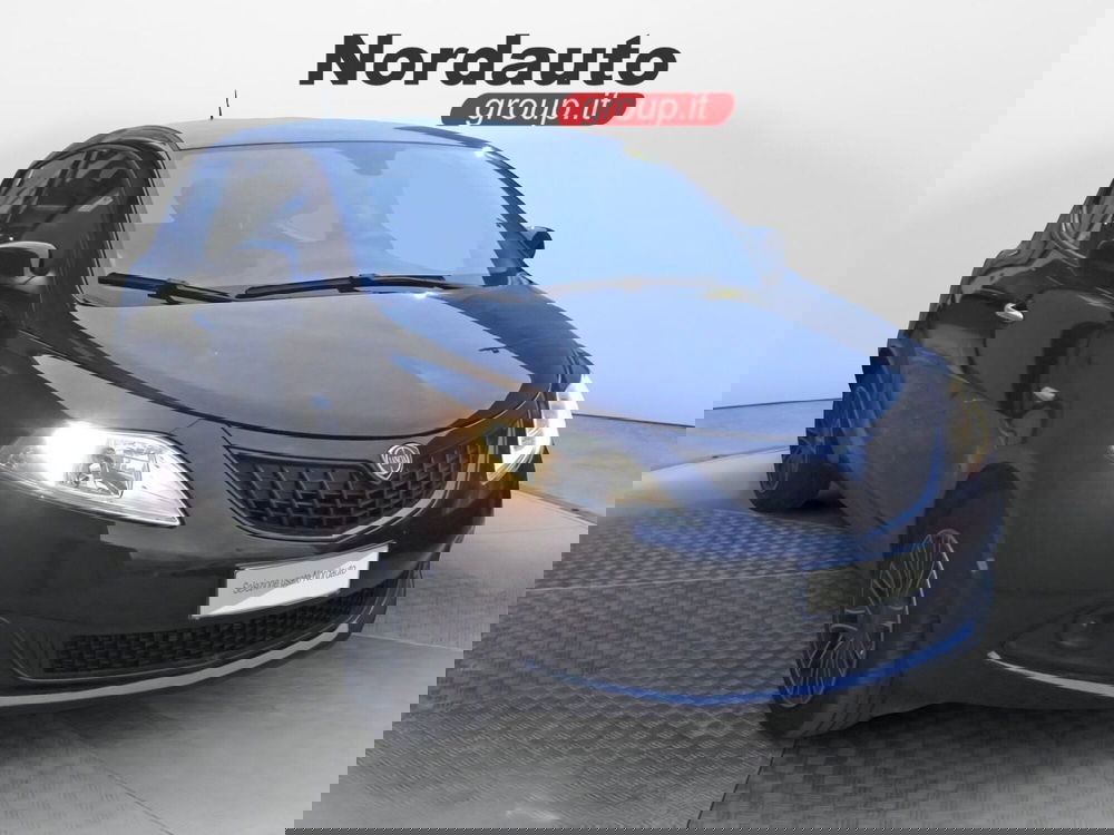 Lancia Ypsilon usata a Treviso (3)