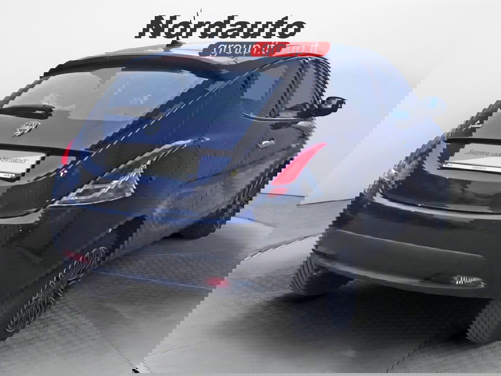 Lancia Ypsilon usata a Treviso (5)