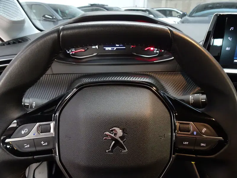 Peugeot 208 usata a Treviso (13)