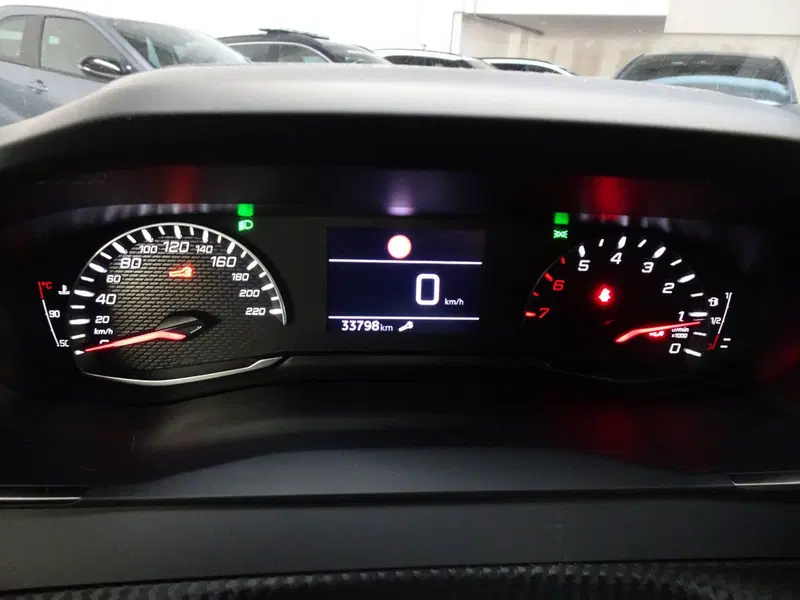 Peugeot 208 usata a Treviso (14)