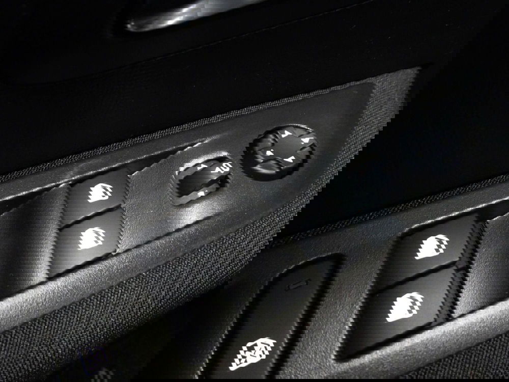 Peugeot 208 usata a Treviso (15)