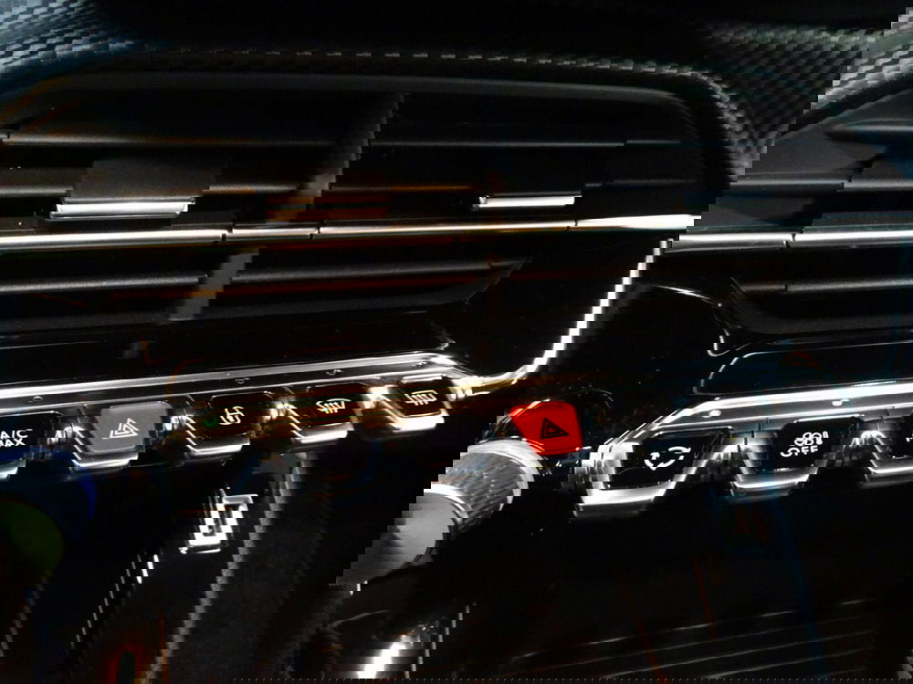 Peugeot 208 usata a Treviso (18)