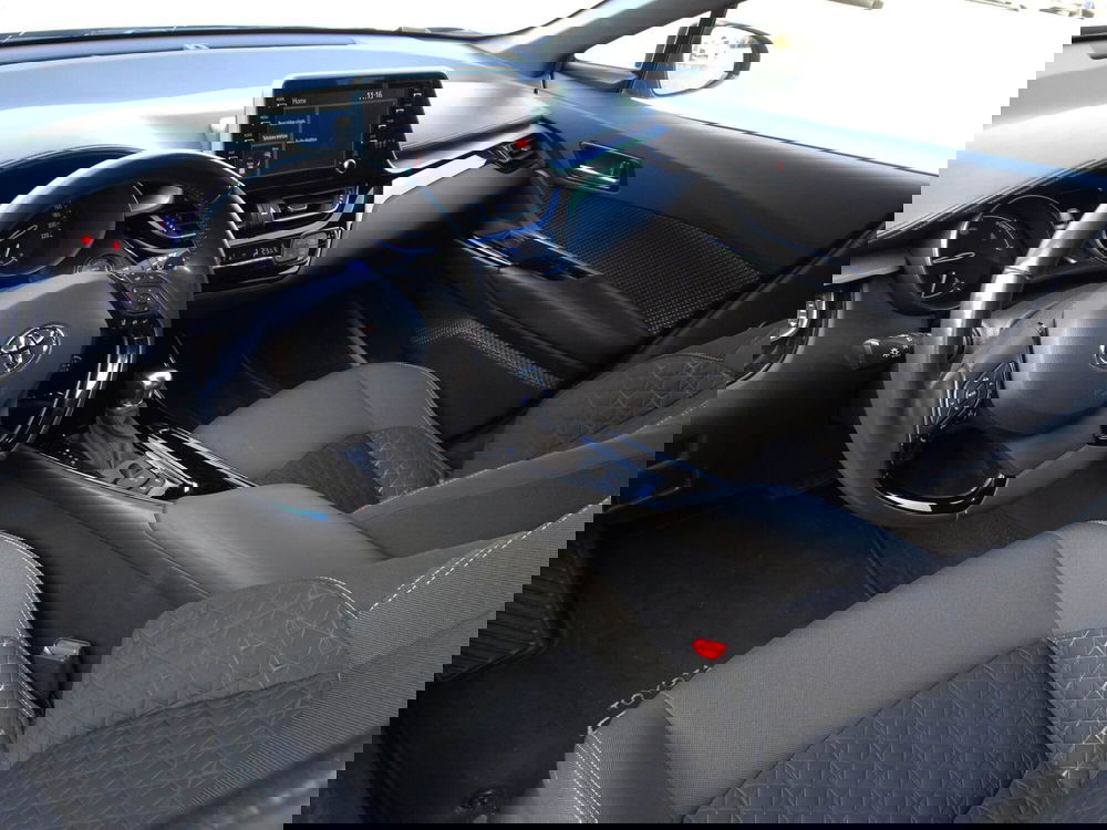 Toyota Toyota C-HR usata a Treviso (9)