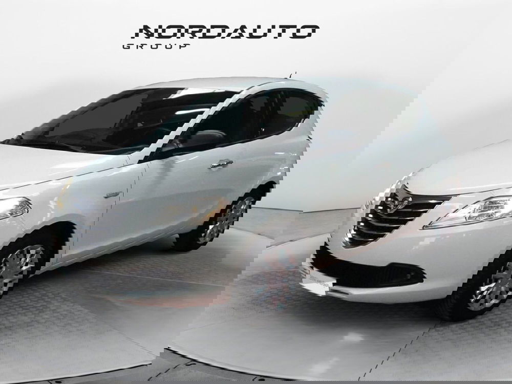 Lancia Ypsilon usata a Treviso