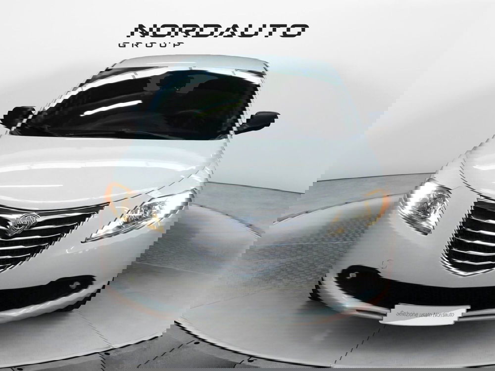 Lancia Ypsilon usata a Treviso (2)